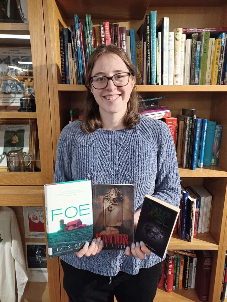 The Heart and Soul of Horror Review Websites. The Psychotronic Book Club: Adventures in getting older teens to read (horror)