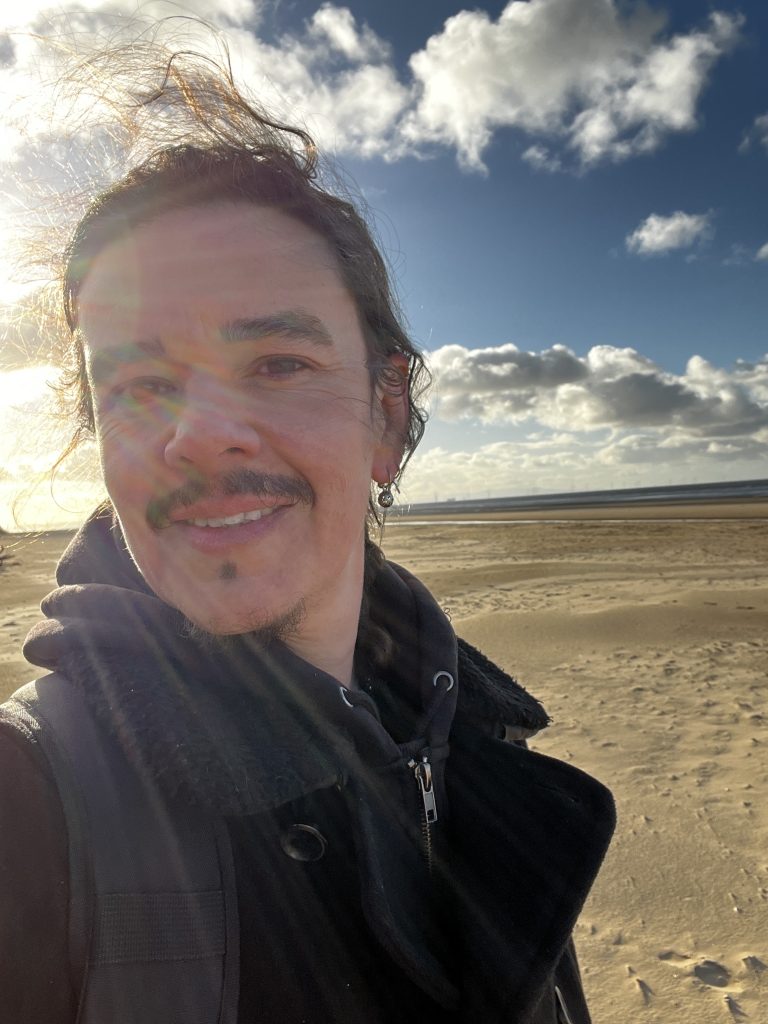 Die Booth: The Perfect Halloween Film: Why 'The Lost Boys' is a Timeless Choice 5 Die Booth: The Perfect Halloween Film: Why 'The Lost Boys' is a Timeless Choice die booth author photo