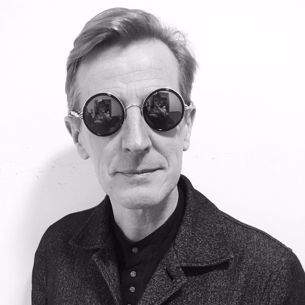 Inside the Traction Era: Philip Reeve on 25 Years of Mortal Engines & New Novel Bridge of Storms 8 Inside the Traction Era: Philip Reeve on 25 Years of Mortal Engines & New Novel Bridge of Storms Inside the Traction Era: Philip Reeve on 25 Years of Mortal Engines & New Novel Bridge of Storms