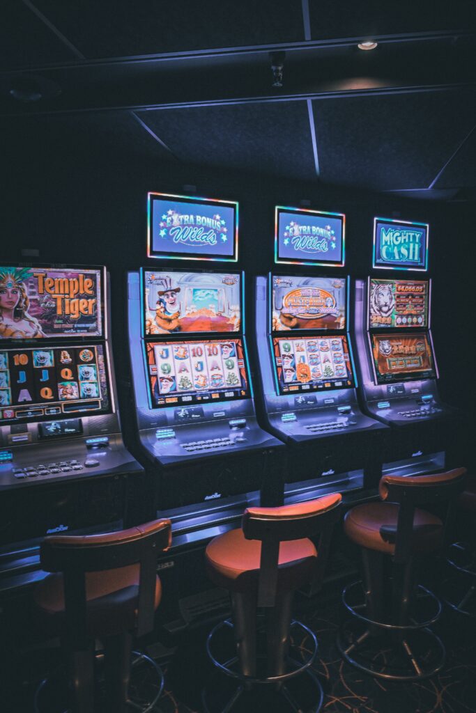 How Horror Literature Inspired the Modern Dark-Themed Slot