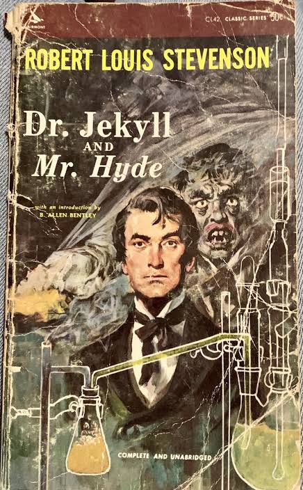 Cover of Strange Case of Dr Jekyll and Mr Hyde by Robert Louis Stevenson